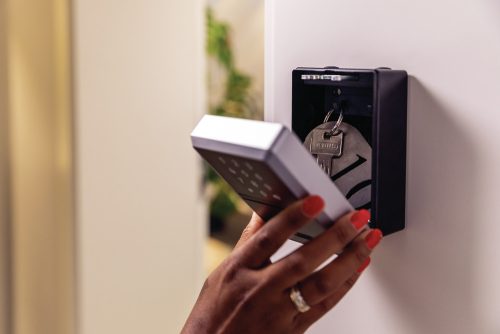 ABUS KeyGarage™ 787 Smart-BT falra szerelhető kulcstároló 